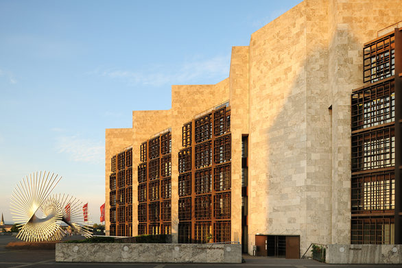 Rathaus in der Abendsonne