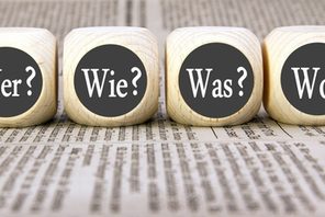 Vier Würfel mit der Aufschrift: Wer? Wie? Was? Wo? © stockpics - Fotolia